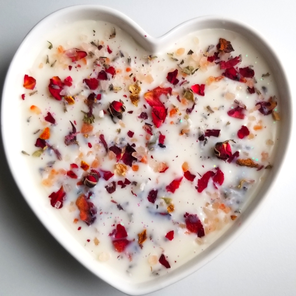Lavender Heart Dish Soy Candle 3 Wick